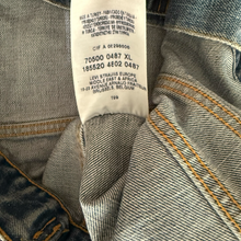 Load image into Gallery viewer, 00s Levi’s Jean jacket - L