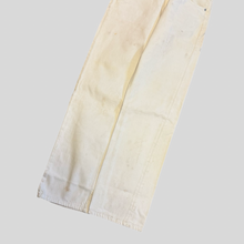 Load image into Gallery viewer, 00s Levi’s 501 denim - 32/32