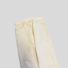 Load image into Gallery viewer, 00s Levi’s 501 denim - 32/32