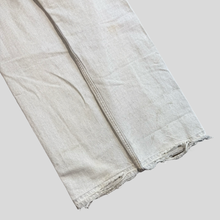 Load image into Gallery viewer, 90s Levi’s 501 denim - 38/32