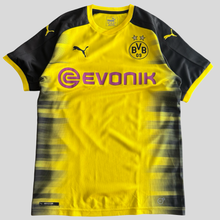 Load image into Gallery viewer, 2017-18 Dortmund PULISIC 22 CL - S