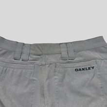 Load image into Gallery viewer, Oakley shorts  - 28