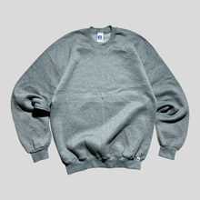 Load image into Gallery viewer, 00s Russell athletic blank sweatshirt - XL/XXL