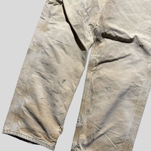 Load image into Gallery viewer, 00s Carhartt carpenter padded pants - 34/32