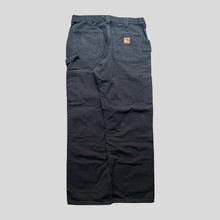Load image into Gallery viewer, 00s Carhartt Carpenter pants - 32/30