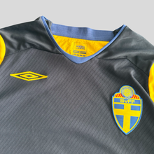 Load image into Gallery viewer, 2008-09 Sweden away - M