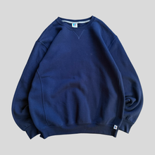 Load image into Gallery viewer, 00s Russell athletic blank sweatshirt - XL