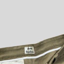 Load image into Gallery viewer, Acne studios twill shorts - 30