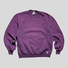 Load image into Gallery viewer, 90s Russell athletic blank sweatshirt - L