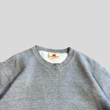 Load image into Gallery viewer, 90s Russell athletic blank sweatshirt - XS/S