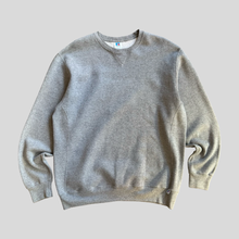 Load image into Gallery viewer, 00s Russell athletic blank sweatshirt - XXL