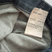 Load image into Gallery viewer, 00s Levi’s Raw Jean jacket - XS