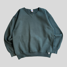 Load image into Gallery viewer, 90s Russell athletic blank sweatshirt - XL