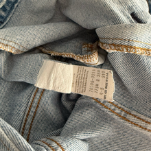 Load image into Gallery viewer, 90s Levi’s Jean jacket - XS