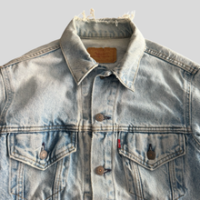 Load image into Gallery viewer, 90s Levi’s Jean jacket - XS