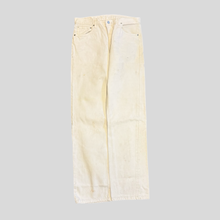 Load image into Gallery viewer, 00s Levi’s 501 denim - 32/32