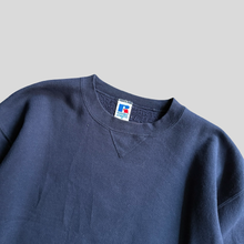 Load image into Gallery viewer, 90s Russell athletic blank sweatshirt - S/M
