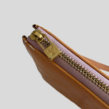 Load image into Gallery viewer, Louis Vuitton vernis lexington pochette
