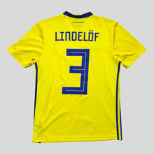 Load image into Gallery viewer, 2018 Sweden Lindelöf 3 home - S