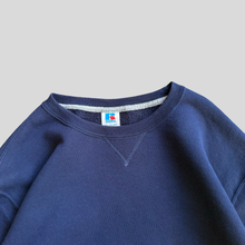 Load image into Gallery viewer, 00s Russell athletic blank sweatshirt - XL