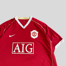 Load image into Gallery viewer, 2006-07 Manchester United home jersey - XL