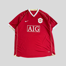 Load image into Gallery viewer, 2006-07 Manchester United home jersey - XL