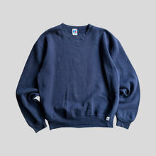 Load image into Gallery viewer, 90s Russell athletic blank sweatshirt - S/M