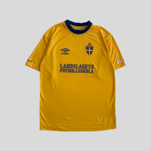 Load image into Gallery viewer, 00s Sweden training jersey - S/M