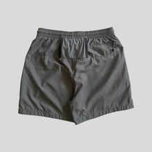 Load image into Gallery viewer, 00s Nike acg sport shorts - 30/M
