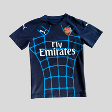 Load image into Gallery viewer, 2015-16 Arsenal training - S
