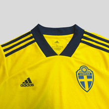 Load image into Gallery viewer, 2020 Sweden home - L
