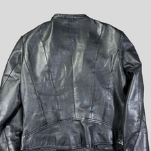 Load image into Gallery viewer, 00s Leather jacket - S
