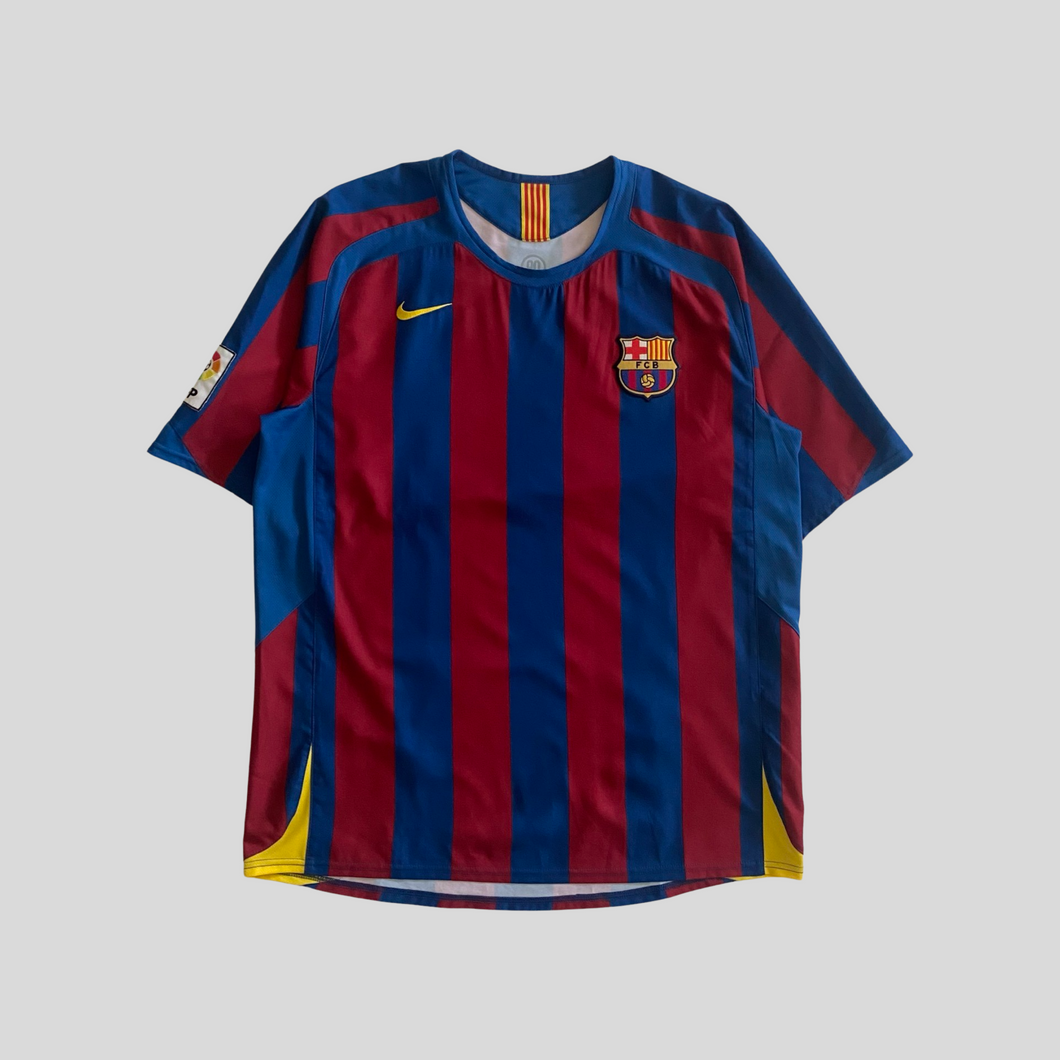 2004-05 Barcelona home jersey - L