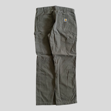 Load image into Gallery viewer, 00s Carhartt carpenter pants - 32/31
