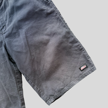 Load image into Gallery viewer, 00s Dickies carpenter shorts - 34
