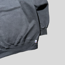 Load image into Gallery viewer, 90s Russell athletic blank sweatshirt - L/XL
