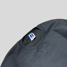 Load image into Gallery viewer, 90s Russell athletic blank sweatshirt - L/XL
