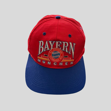 Load image into Gallery viewer, 00s Bayern München cap
