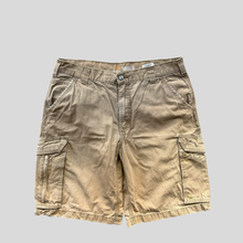 Load image into Gallery viewer, 00s Carhartt cargo shorts - 36

