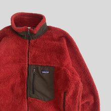 Load image into Gallery viewer, 00s Patagonia deep pile fleece jacket - M
