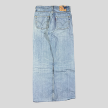 Load image into Gallery viewer, 00s Levi’s 501 denim - 27/30
