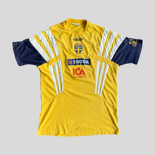 Load image into Gallery viewer, 90s Sweden T-shirt - L
