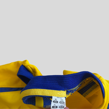 Load image into Gallery viewer, 2006 Sweden home Jersey - XL
