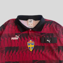Load image into Gallery viewer, 90s Sweden referee jersey - L/XL
