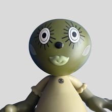 Load image into Gallery viewer, Stüssy x medicom dollydearest big figure
