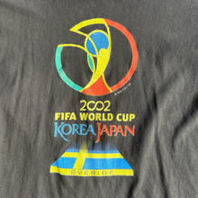 Load image into Gallery viewer, 2002 Sverige world cup T-shirt - XS
