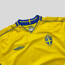 Load image into Gallery viewer, 2004 Sweden home - M
