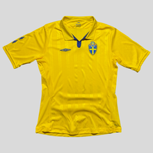 Load image into Gallery viewer, 2009 Sweden home - XS/S
