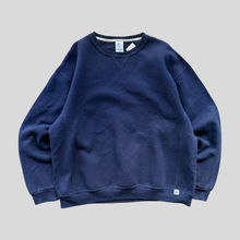 Load image into Gallery viewer, 00s Russell athletic blank sweatshirt - XL
