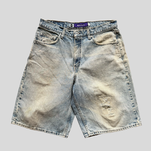 Load image into Gallery viewer, 90s Levi's silver tab shorts - 32
